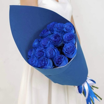 Букет из 15 синих роз 